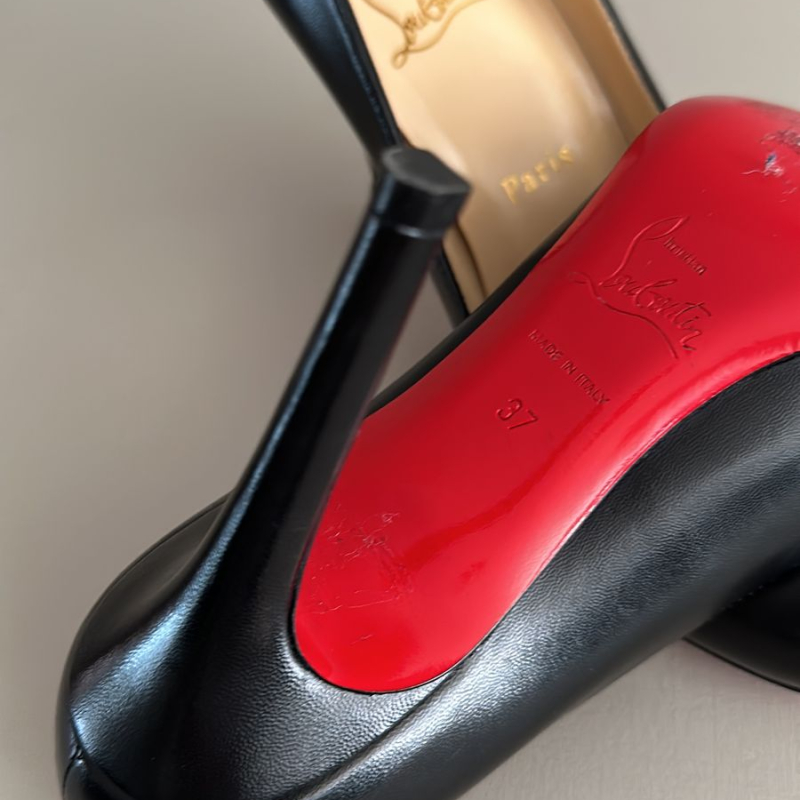 Scarpin Christian Louboutin Preto-35